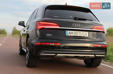 Внедорожник / Кроссовер Audi Q5 2021 в 