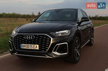 Внедорожник / Кроссовер Audi Q5 2021 в 