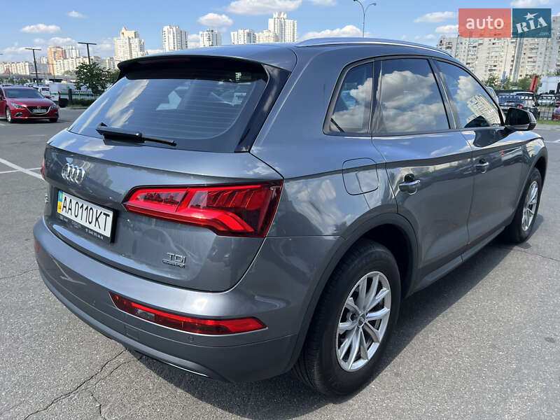 Внедорожник / Кроссовер Audi Q5 2017 в Киеве