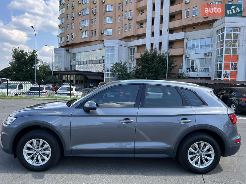 Внедорожник / Кроссовер Audi Q5 2017 в Киеве