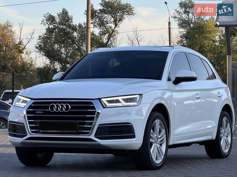 Внедорожник / Кроссовер Audi Q5 2020 в Киеве