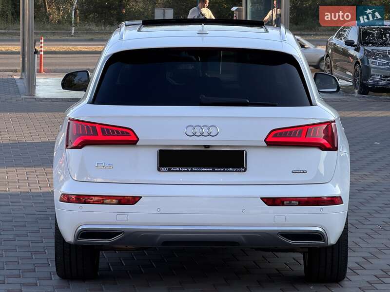 Внедорожник / Кроссовер Audi Q5 2020 в Киеве