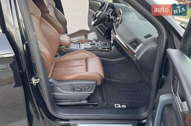 Внедорожник / Кроссовер Audi Q5 2019 в 