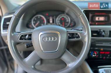 Внедорожник / Кроссовер Audi Q5 2011 в 