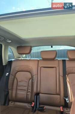 Внедорожник / Кроссовер Audi Q5 2009 в 