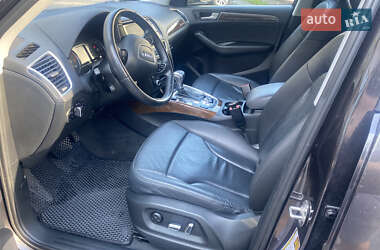 Внедорожник / Кроссовер Audi Q5 2015 в 
