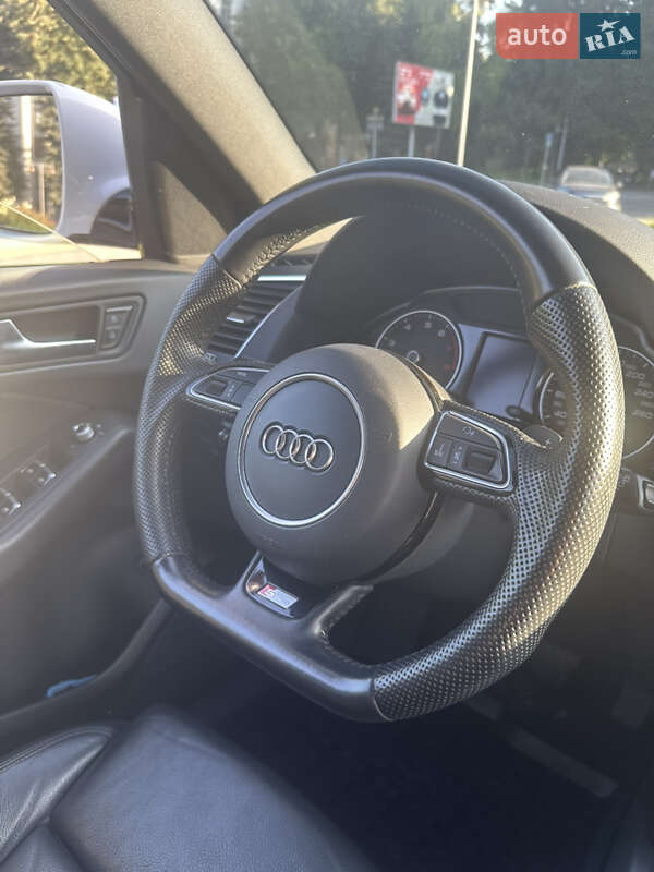 Внедорожник / Кроссовер Audi Q5 2015 в Ровно