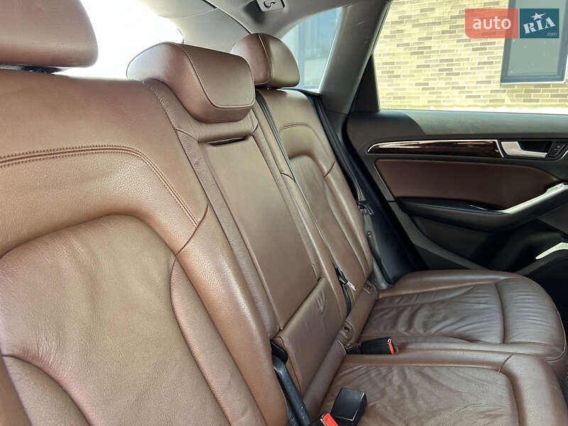Позашляховик / Кросовер Audi Q5 2015 в Тернополі