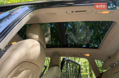 Внедорожник / Кроссовер Audi Q5 2011 в 