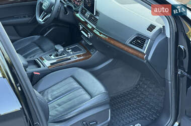 Внедорожник / Кроссовер Audi Q5 2017 в 