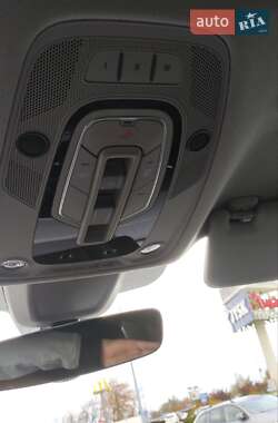 Внедорожник / Кроссовер Audi Q5 2020 в 