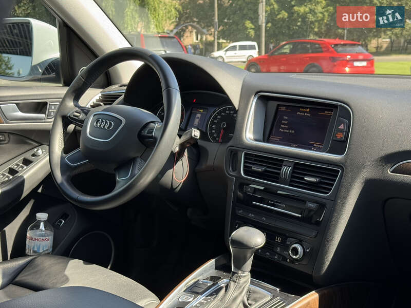 Внедорожник / Кроссовер Audi Q5 2014 в Луцке