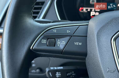 Внедорожник / Кроссовер Audi Q5 2021 в 