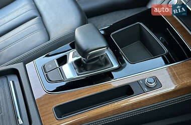 Внедорожник / Кроссовер Audi Q5 2021 в 