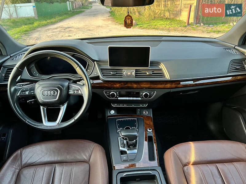 Внедорожник / Кроссовер Audi Q5 2019 в Одессе