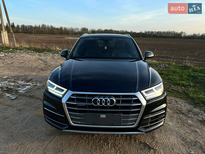 Внедорожник / Кроссовер Audi Q5 2019 в Одессе