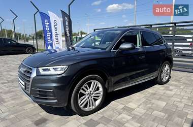 Внедорожник / Кроссовер Audi Q5 2017 в 