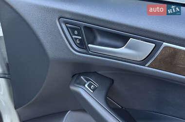 Внедорожник / Кроссовер Audi Q5 2012 в 