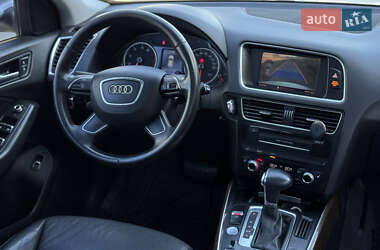 Внедорожник / Кроссовер Audi Q5 2012 в 