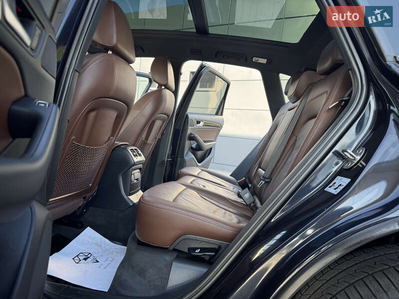 Внедорожник / Кроссовер Audi Q5 2015 в Дрогобыче