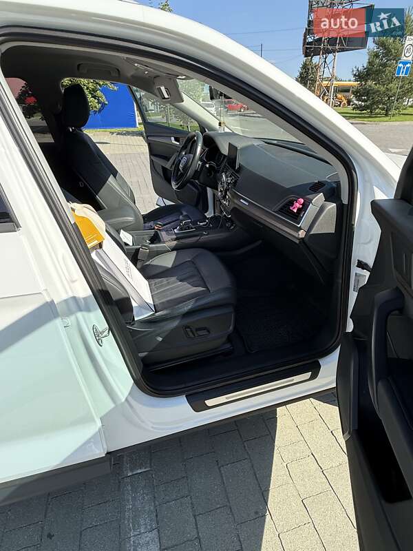 Внедорожник / Кроссовер Audi Q5 2017 в Хмельницком