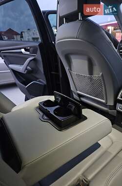 Внедорожник / Кроссовер Audi Q5 2018 в 
