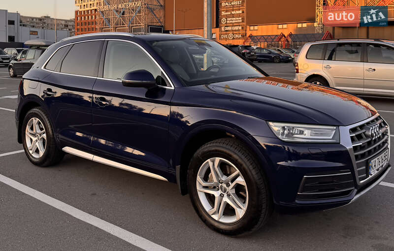 Внедорожник / Кроссовер Audi Q5 2019 в Киеве
