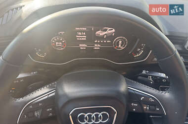 Внедорожник / Кроссовер Audi Q5 2018 в 