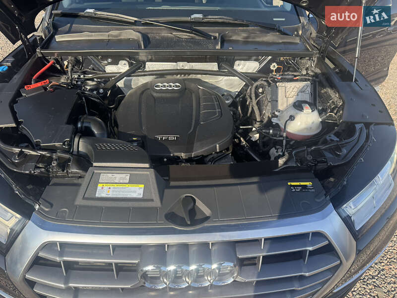 Внедорожник / Кроссовер Audi Q5 2018 в Луцке