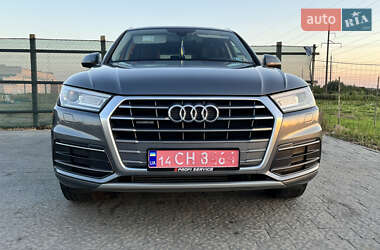 Внедорожник / Кроссовер Audi Q5 2018 в 