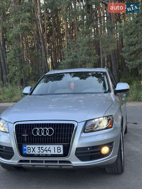 Позашляховик / Кросовер Audi Q5 2011 в Славуті