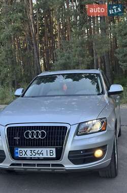 Внедорожник / Кроссовер Audi Q5 2011 в 