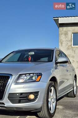 Внедорожник / Кроссовер Audi Q5 2011 в 