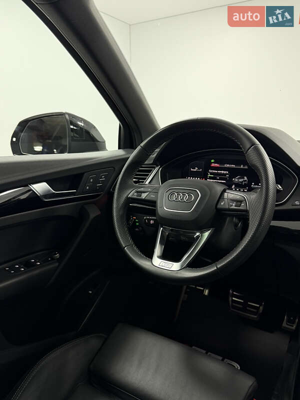 Внедорожник / Кроссовер Audi Q5 2022 в Одессе