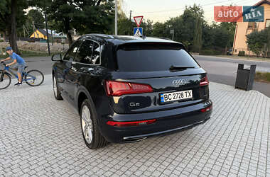 Внедорожник / Кроссовер Audi Q5 2020 в 