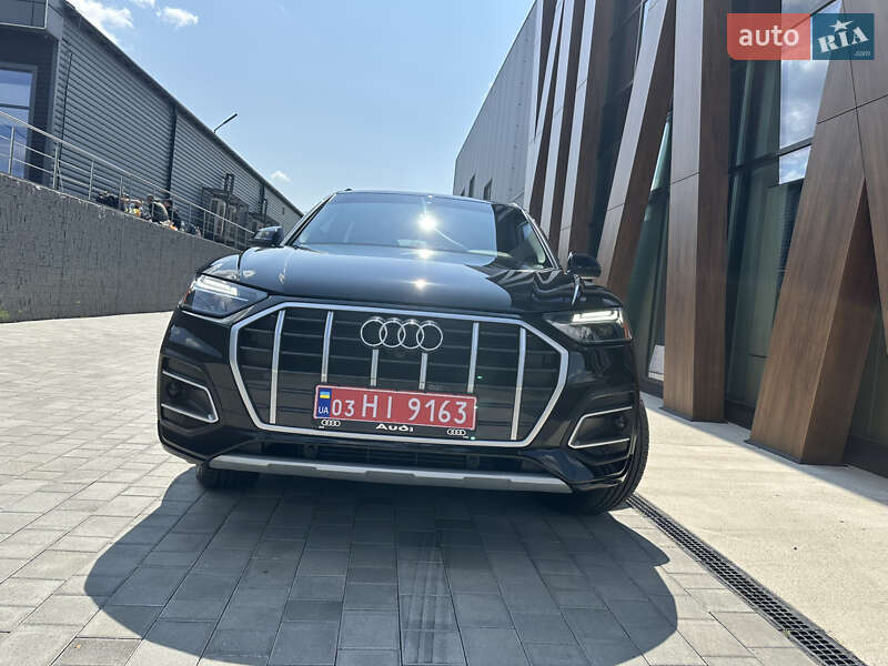 Внедорожник / Кроссовер Audi Q5 2021 в Луцке