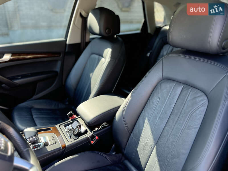 Внедорожник / Кроссовер Audi Q5 2018 в Ровно