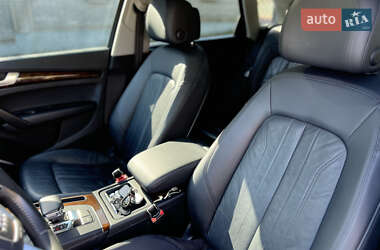 Внедорожник / Кроссовер Audi Q5 2018 в 