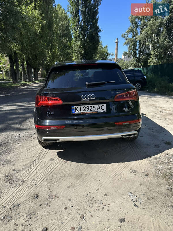 Внедорожник / Кроссовер Audi Q5 2018 в Киеве