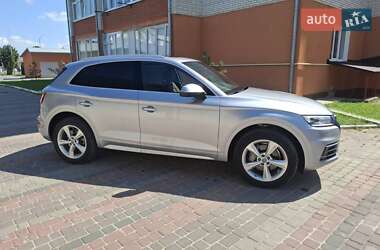 Позашляховик / Кросовер Audi Q5 2017 в Чорткові