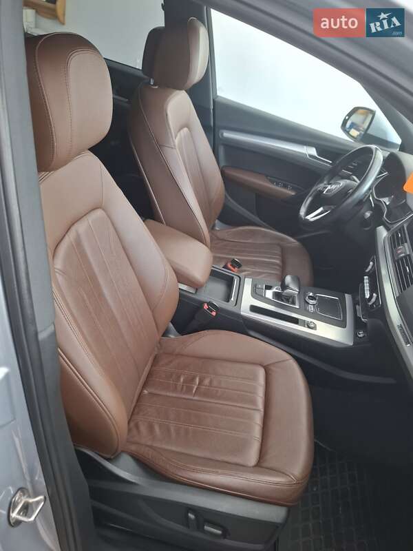 Внедорожник / Кроссовер Audi Q5 2017 в Чорткове