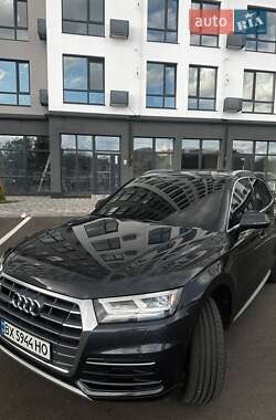 Внедорожник / Кроссовер Audi Q5 2017 в Чернигове