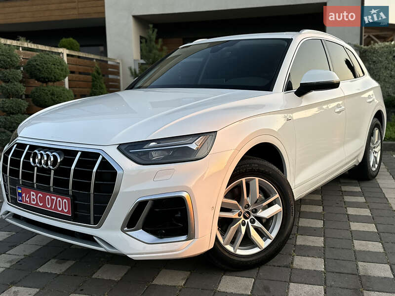 Внедорожник / Кроссовер Audi Q5 2022 в Стрые