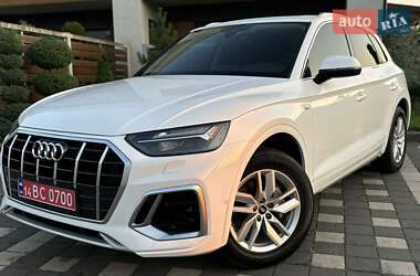 Внедорожник / Кроссовер Audi Q5 2022 в 