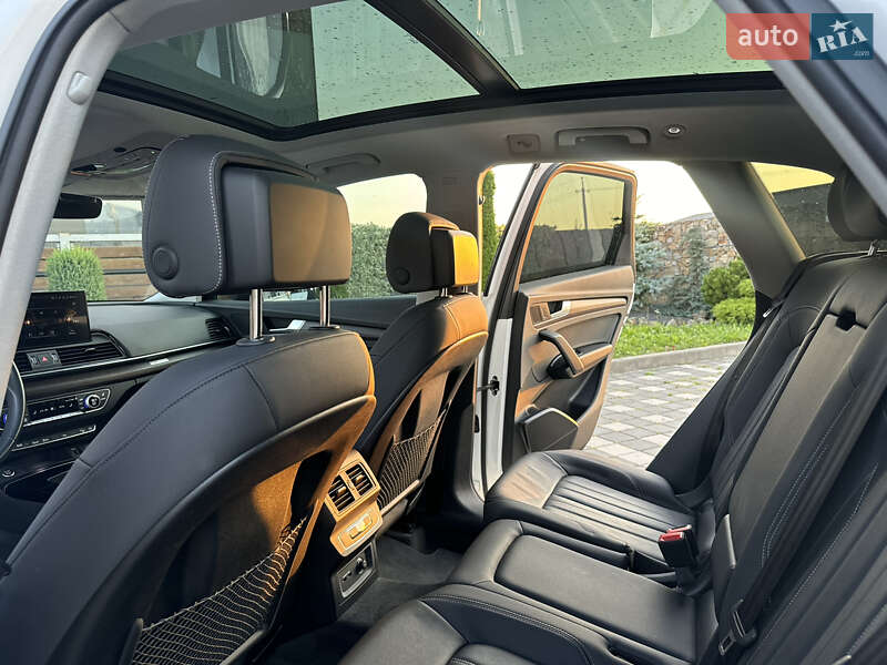 Внедорожник / Кроссовер Audi Q5 2022 в Стрые