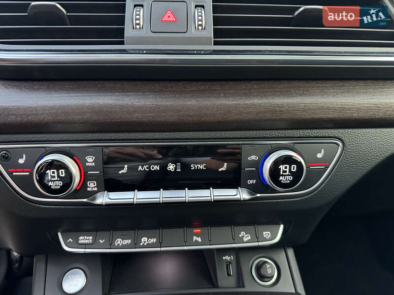 Внедорожник / Кроссовер Audi Q5 2022 в Стрые