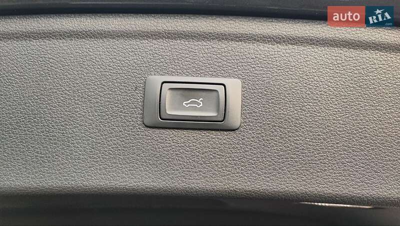 Внедорожник / Кроссовер Audi Q5 2017 в Дрогобыче