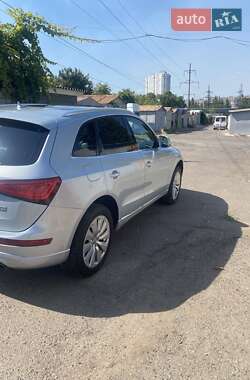 Внедорожник / Кроссовер Audi Q5 2012 в 
