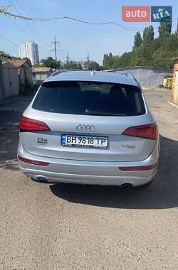 Внедорожник / Кроссовер Audi Q5 2012 в 