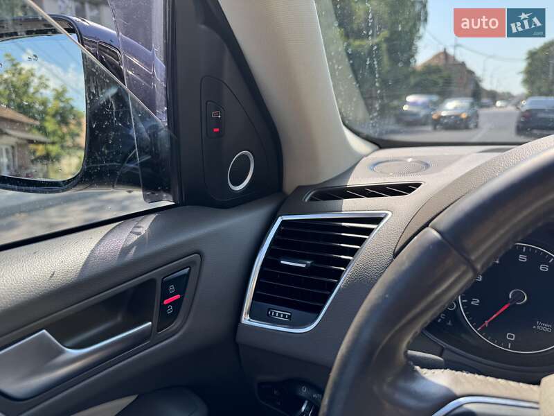 Внедорожник / Кроссовер Audi Q5 2015 в Мукачево